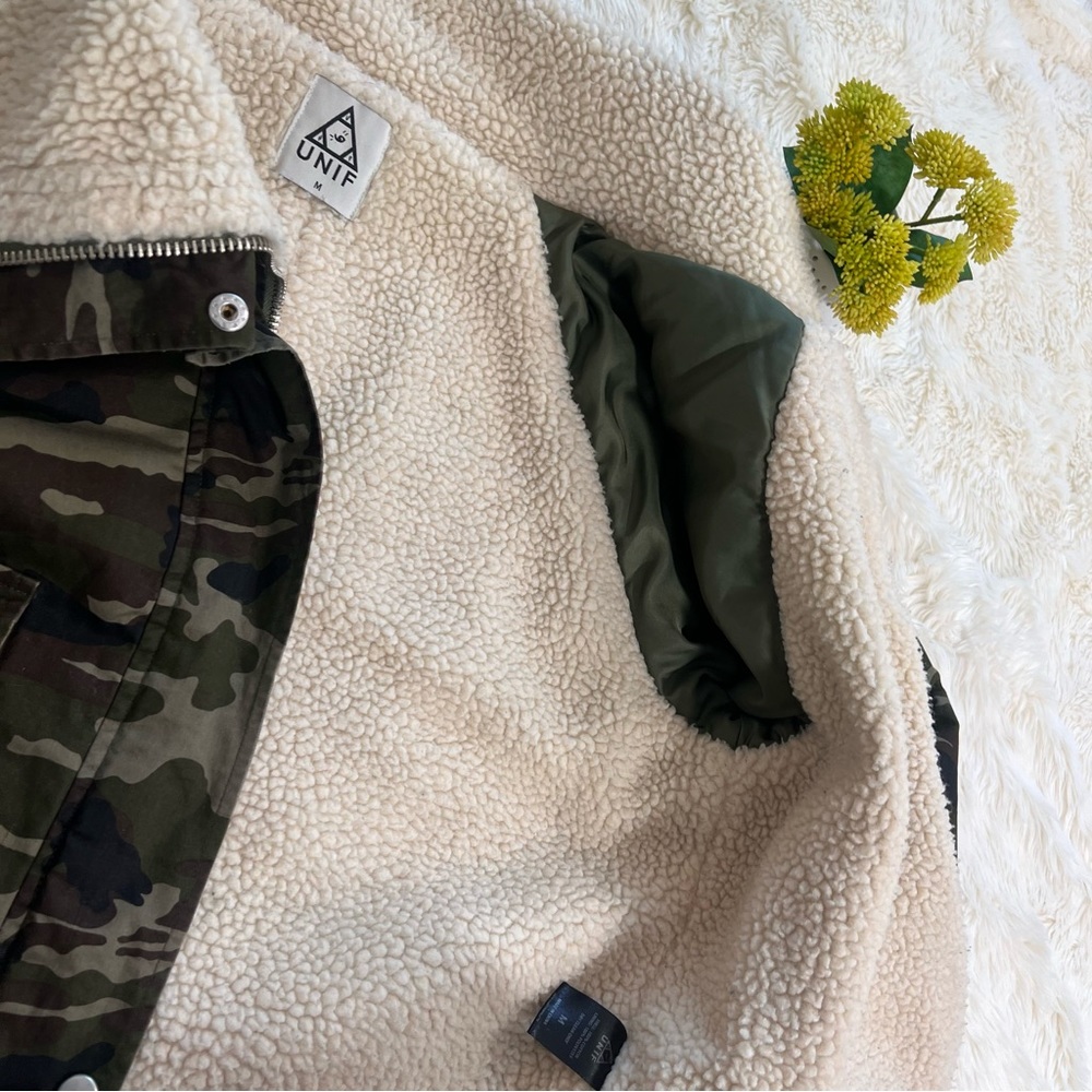Unif Sherpa Lined Bomber Jacket Size M - image 4
